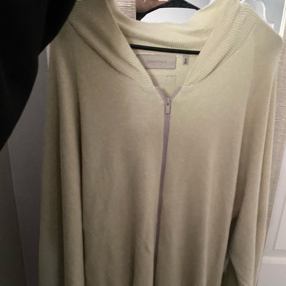Size small essentials cover up